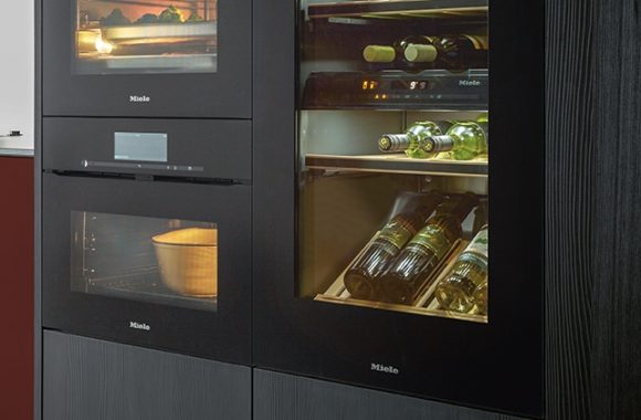 Küchentrends 2021 next125 Küche mit Miele Weinkühlschrank-Backofen-Kombination